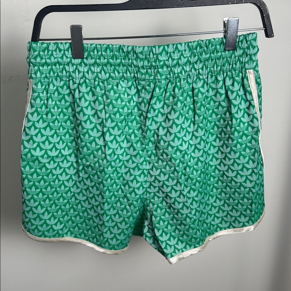 Adidas Women's Green Adicolor 70s High Waist Monogram Athletic Shorts Size Small - Picture 5 of 7